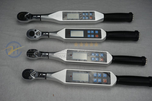 200N.m���@Ť������